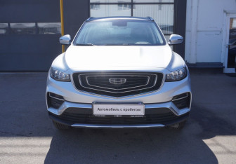 Подержанный автомобиль Geely Atlas Pro 2023 года (2 фото)