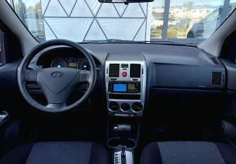 Подержанный автомобиль Hyundai Getz 2009 года (11 фото)
