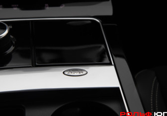 Подержанный автомобиль Land Rover Range Rover Velar 2020 года (22 фото)