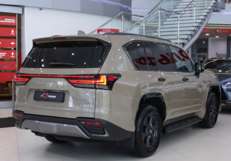 Новый Lexus LX 2025 (7 фото)
