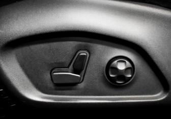 Подержанный автомобиль Jeep Compass 2018 года (21 фото)