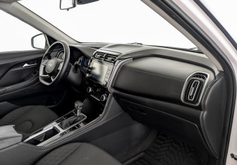Подержанный автомобиль Hyundai Creta 2021 года (11 фото)