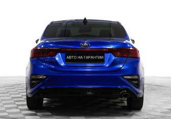 Подержанный автомобиль Kia Cerato Sedan 2020 года (6 фото)