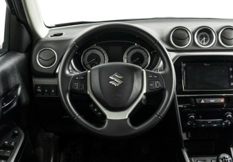 Подержанный автомобиль Suzuki Vitara 2020 года (8 фото)