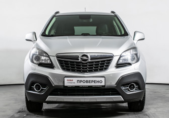 Подержанный автомобиль Opel Mokka 2013 года (2 фото)