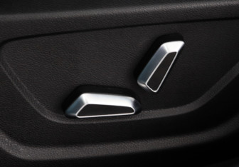 Подержанный автомобиль Geely Coolray 2024 года (15 фото)