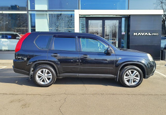 Подержанный автомобиль Nissan X-Trail 2012 года (4 фото)
