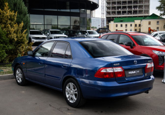Подержанный автомобиль Mazda 626 Sedan 2001 года (5 фото)