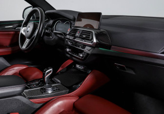 Подержанный автомобиль BMW X4 M 2020 года (9 фото)