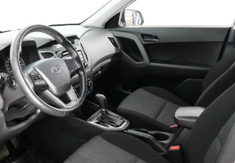 Подержанный автомобиль Hyundai Creta 2018 года (7 фото)
