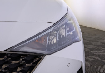 Подержанный автомобиль Hyundai Solaris Sedan 2021 года (11 фото)