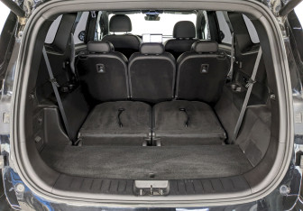 Подержанный автомобиль Geely Okavango 2024 года (10 фото)