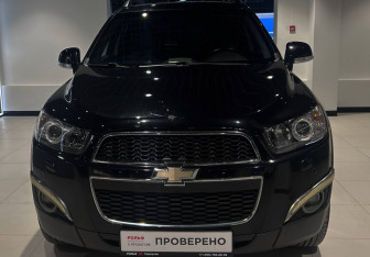 Подержанный автомобиль Chevrolet Captiva 2012 года (2 фото)