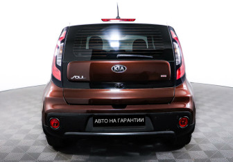 Подержанный автомобиль Kia Soul 2017 года (6 фото)