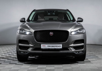 Подержанный автомобиль Jaguar F-Pace 2018 года (2 фото)