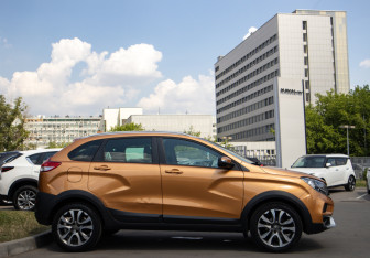 Подержанный автомобиль LADA (ВАЗ) XRAY 2019 года (3 фото)
