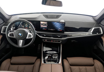 Новый BMW X5 2025 (10 фото)