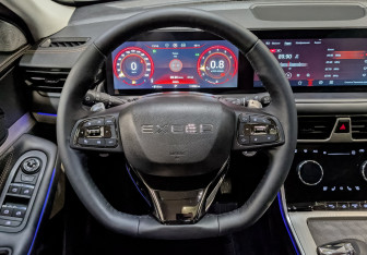 Подержанный автомобиль Exeed TXL 2023 года (21 фото)