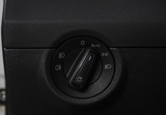 Подержанный автомобиль Skoda Octavia Liftback 2018 года (19 фото)