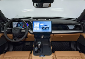 Новый GAC GS8 2025 (10 фото)