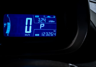 Подержанный автомобиль Chevrolet Cobalt Sedan 2013 года (11 фото)