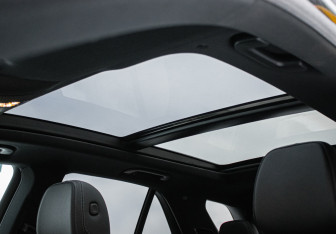 Подержанный автомобиль Mercedes-Benz GLE 2024 года (18 фото)