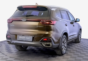 Подержанный автомобиль Chery Tiggo 8 2020 года (5 фото)