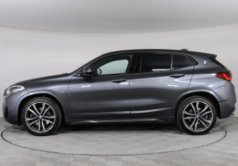 Подержанный автомобиль BMW X2 2021 года (5 фото)