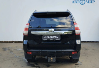 Подержанный автомобиль Toyota Land Cruiser Prado 2016 года (7 фото)