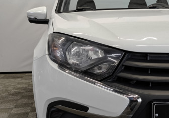 Подержанный автомобиль LADA (ВАЗ) Granta Sedan 2023 года (17 фото)