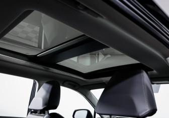 Новый Toyota RAV4 2025 (18 фото)