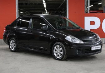 Подержанный автомобиль Nissan Tiida Sedan 2011 года (3 фото)