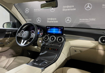 Подержанный автомобиль Mercedes-Benz GLC Coupe 2021 года (11 фото)