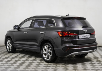 Подержанный автомобиль Jetta VS7 2023 года (7 фото)