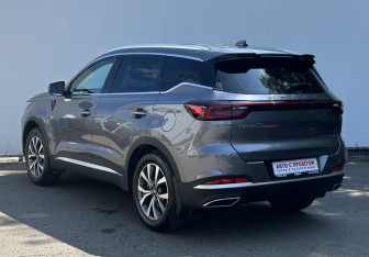 Подержанный автомобиль Chery Tiggo 7 Pro Max 2023 года (7 фото)