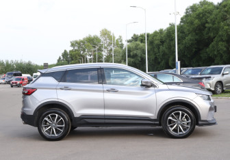 Подержанный автомобиль Geely Coolray 2023 года (4 фото)