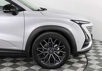 Подержанный автомобиль Changan UNI-T 2023 года (14 фото)