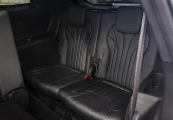 Подержанный автомобиль Chery Tiggo 9 2024 года (19 фото)