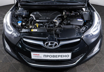 Подержанный автомобиль Hyundai Elantra Sedan 2014 года (8 фото)