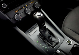 Подержанный автомобиль Skoda Octavia Liftback 2019 года (27 фото)