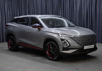 Подержанный автомобиль Omoda C5 2022 года (3 фото)