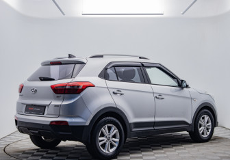 Подержанный автомобиль Hyundai Creta 2016 года (5 фото)