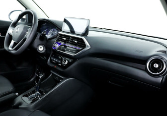 Подержанный автомобиль Changan Alsvin 2023 года (9 фото)