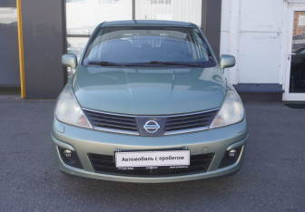 Подержанный автомобиль Nissan Tiida Hatchback 2007 года (2 фото)