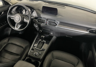 Подержанный автомобиль Mazda CX-5 2018 года (9 фото)