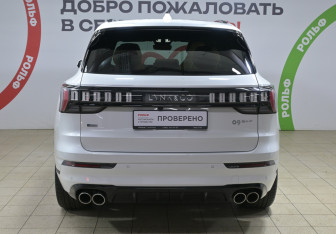 Подержанный автомобиль Lynk&Co 09 2023 года (5 фото)