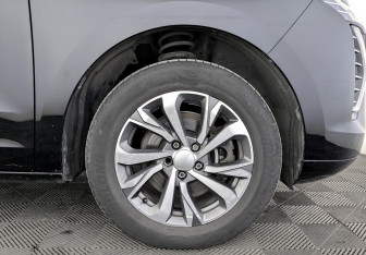 Подержанный автомобиль Haval Jolion 2023 года (18 фото)