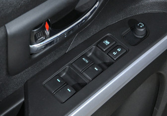 Подержанный автомобиль Suzuki SX4 Hatchback 2016 года (15 фото)