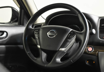 Подержанный автомобиль Nissan Teana 2012 года (11 фото)