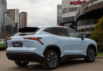 Подержанный автомобиль Jetour Dashing 2023 года (4 фото)